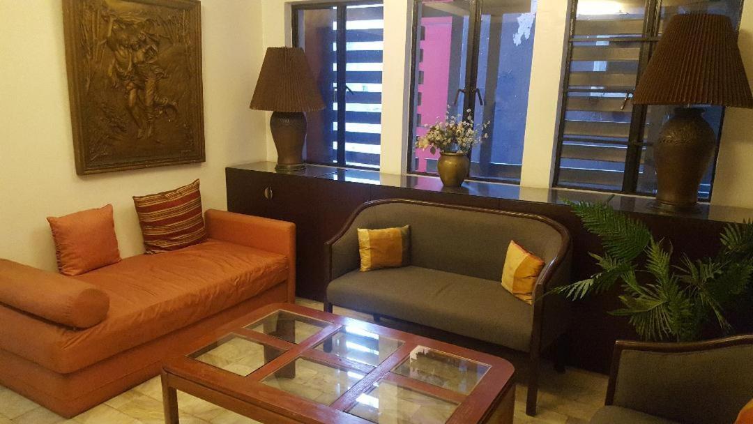 Gervasia Hotel Makati Makati City Exteriör bild