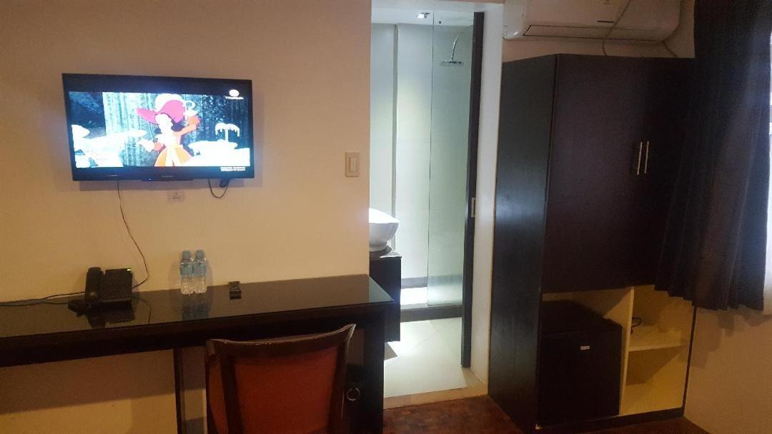 Gervasia Hotel Makati Makati City Exteriör bild